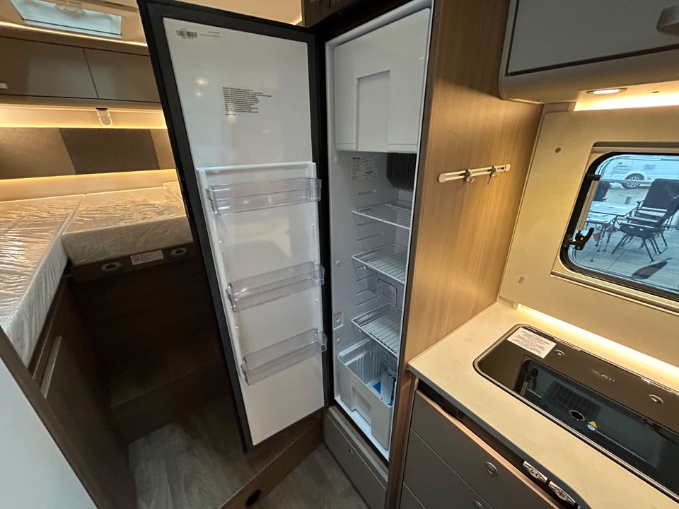 Carado T328 PRO+ 2,2 JTD 140 aut. 3d