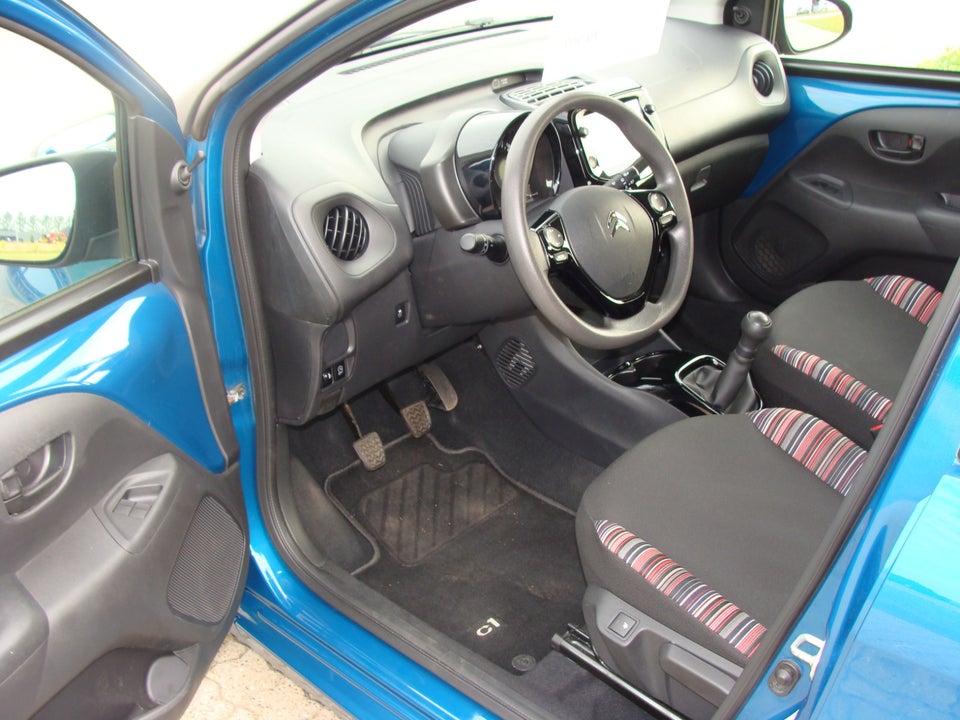 Citroën C1 1,0 VTi Shine 5d