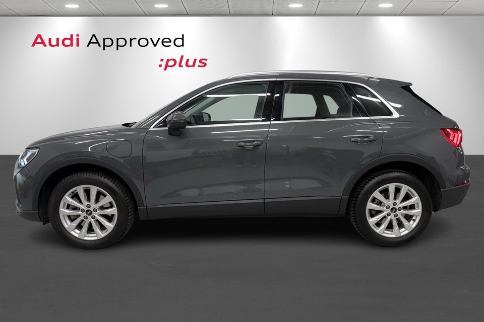 Audi Q3 45 TFSi e Attitude plus S-tr. 5d