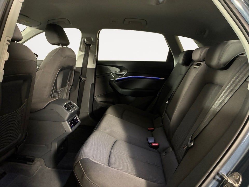 Audi Q8 e-tron 55 Prestige quattro 5d