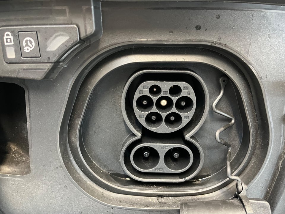 Peugeot e-5008 77 GT Pack 7prs 5d