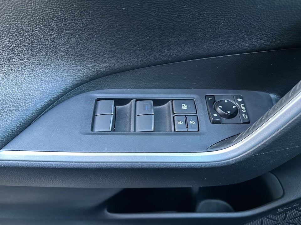 Toyota RAV4 2,5 Hybrid H3 Style MDS 5d