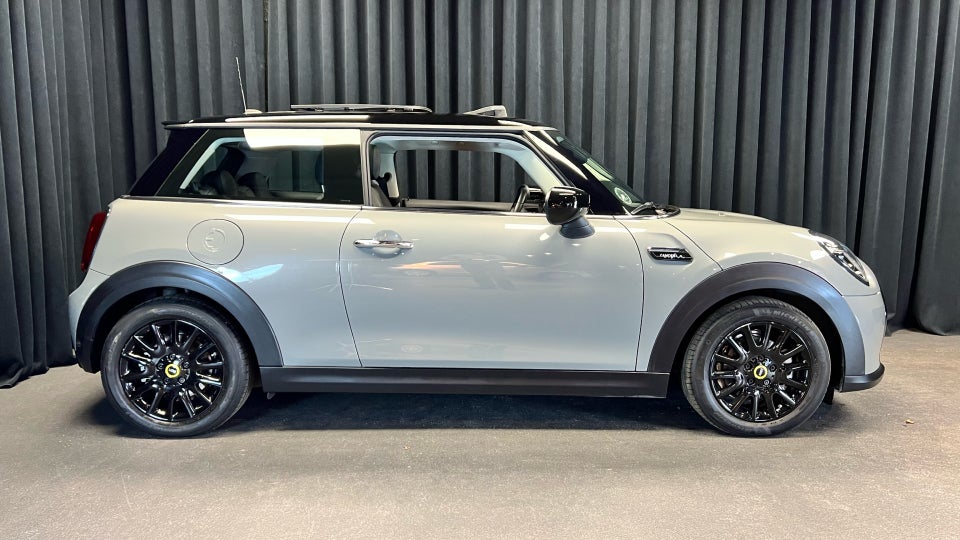 MINI Cooper SE Camden Edition 3d
