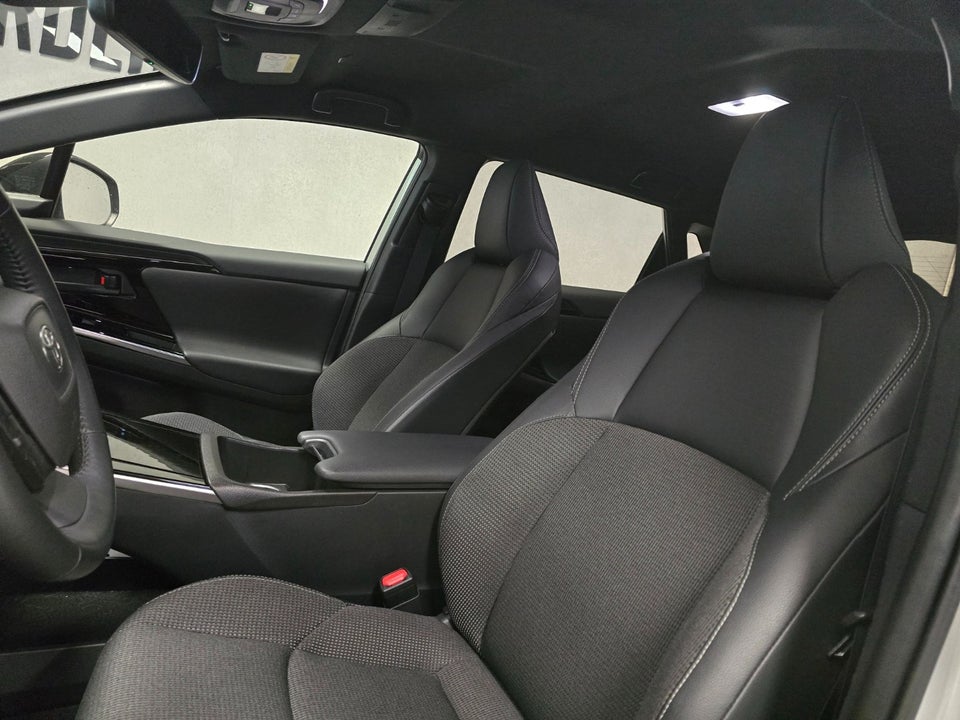 Toyota bZ4X Active 5d