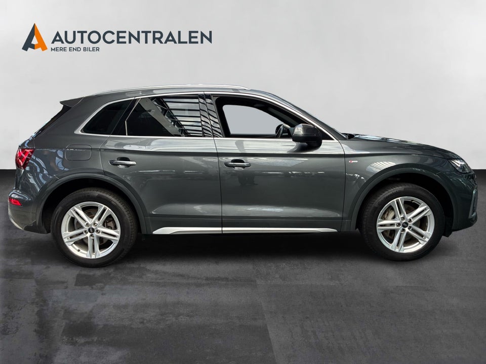 Audi Q5 50 TFSi e S-line quattro S-tr. 5d