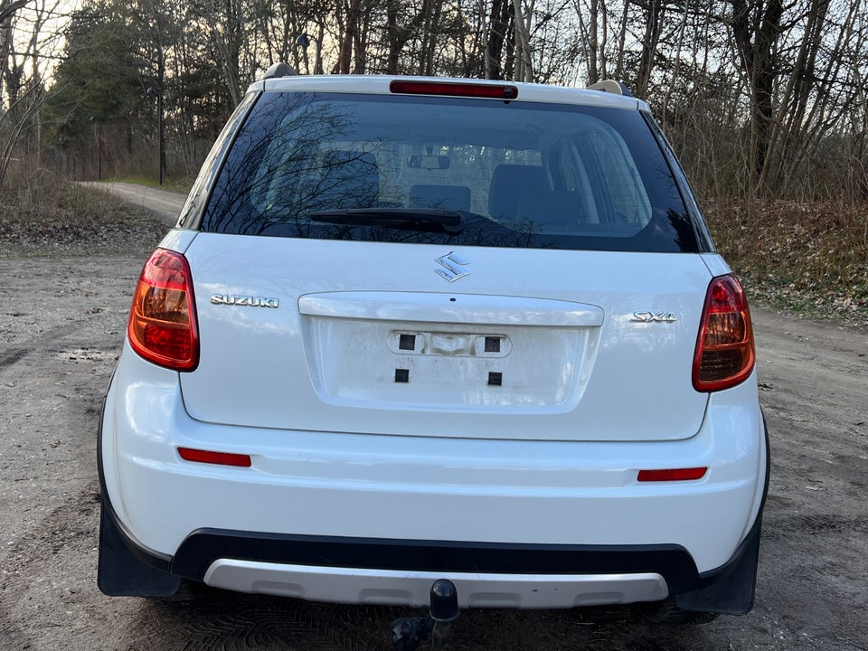 Suzuki SX4 1,6 CombiBack Exclusive 5d
