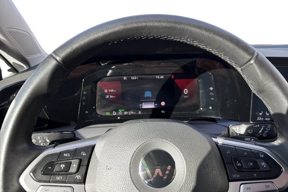 VW Golf VIII 1,4 eHybrid DSG 5d