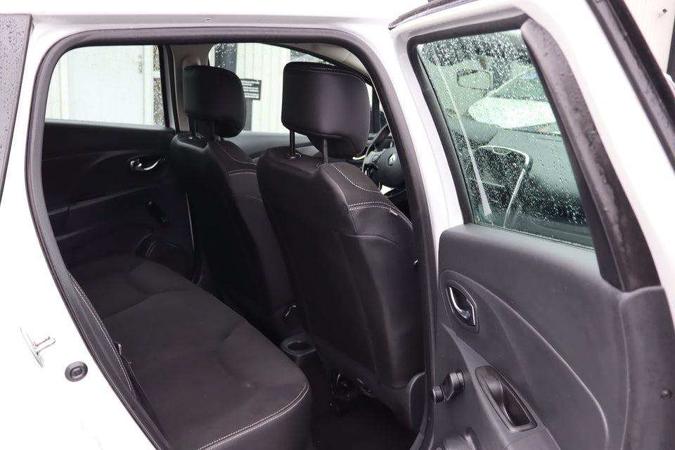 Renault Clio IV 0,9 TCe 90 Expression Sport Tourer 5d