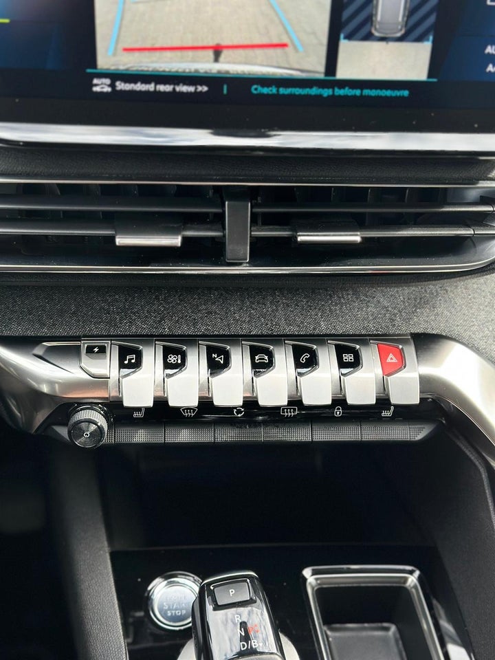 Peugeot 3008 1,6 Hybrid Allure Limited EAT8 5d