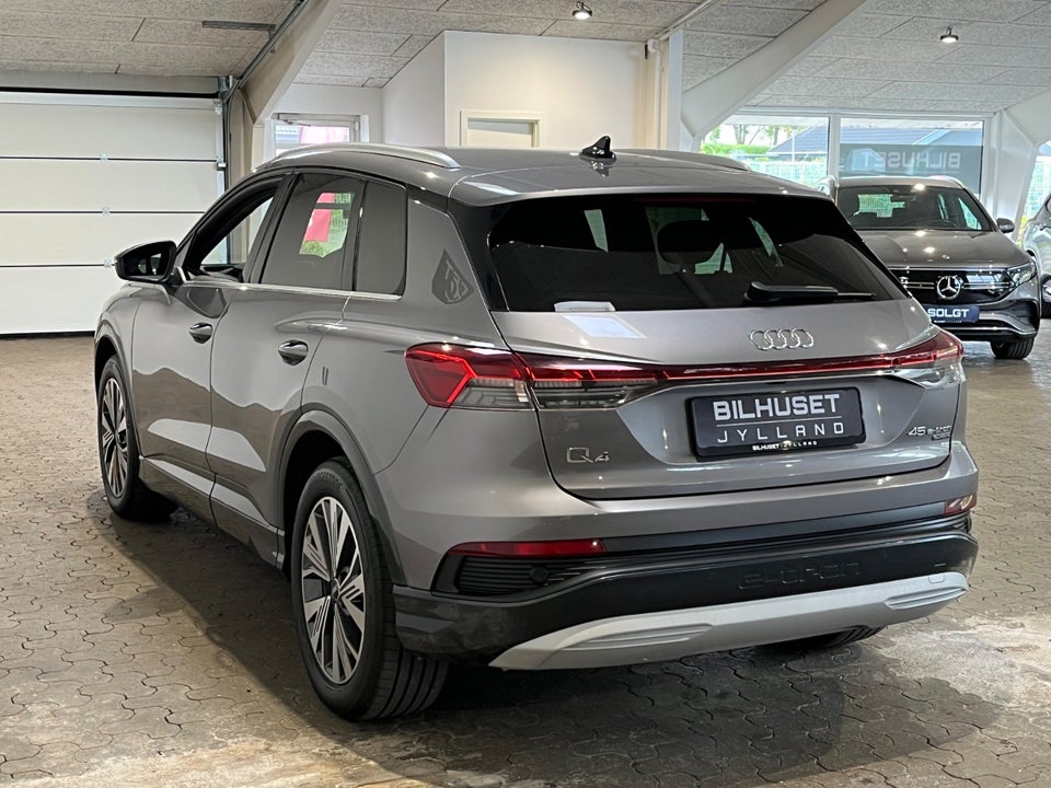 Audi Q4 e-tron 45 Attitude quattro 5d