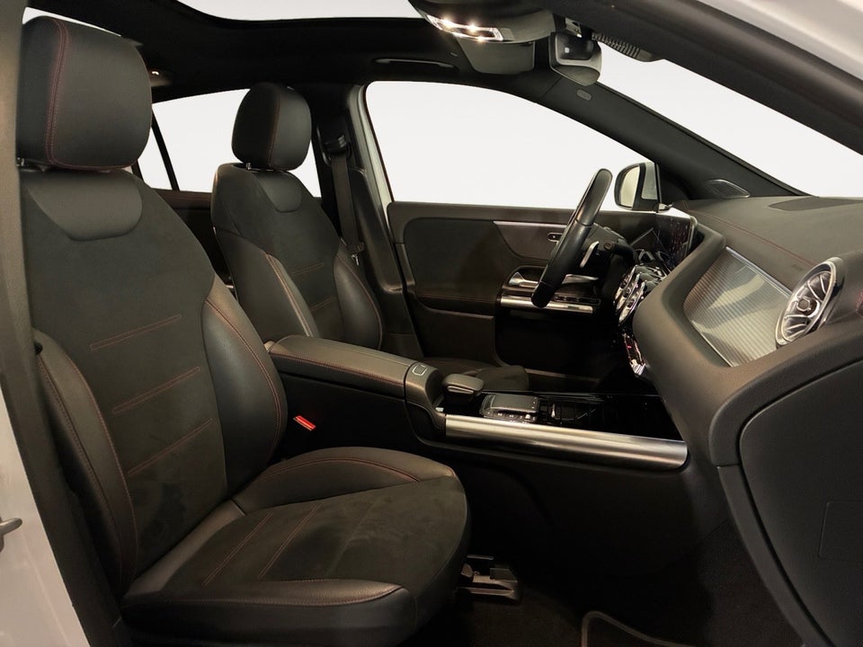 Mercedes EQA250+ AMG Line Premium 5d