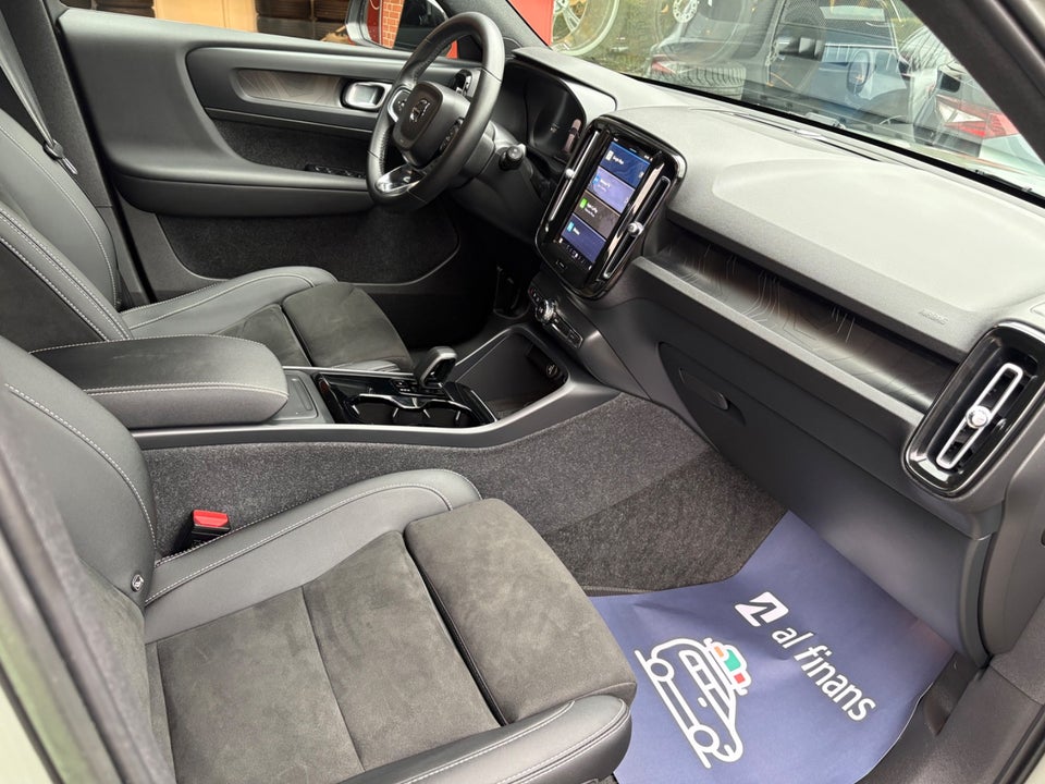 Volvo XC40 P6 ReCharge Plus 5d