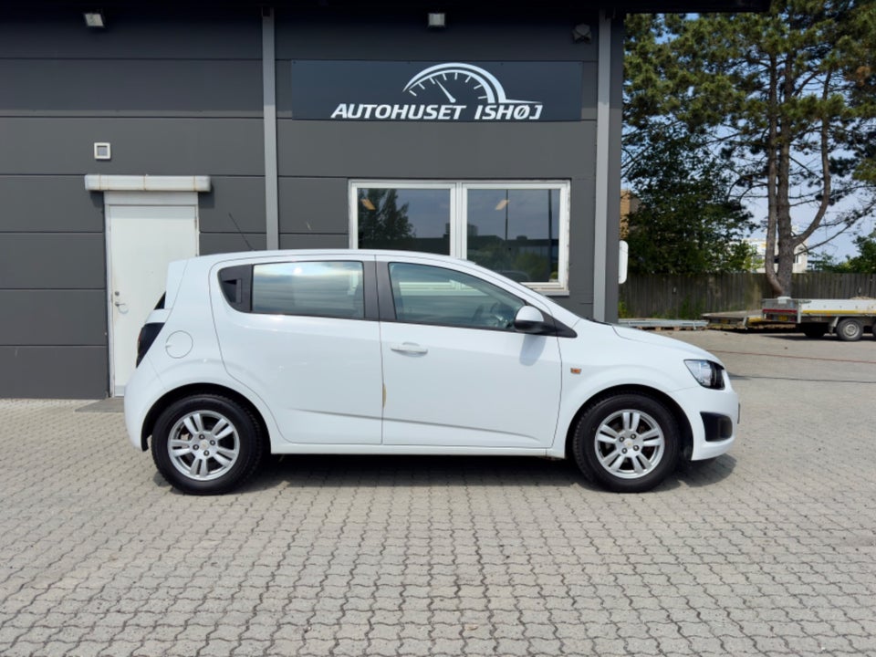 Chevrolet Aveo 1,2 LT ECO 5d