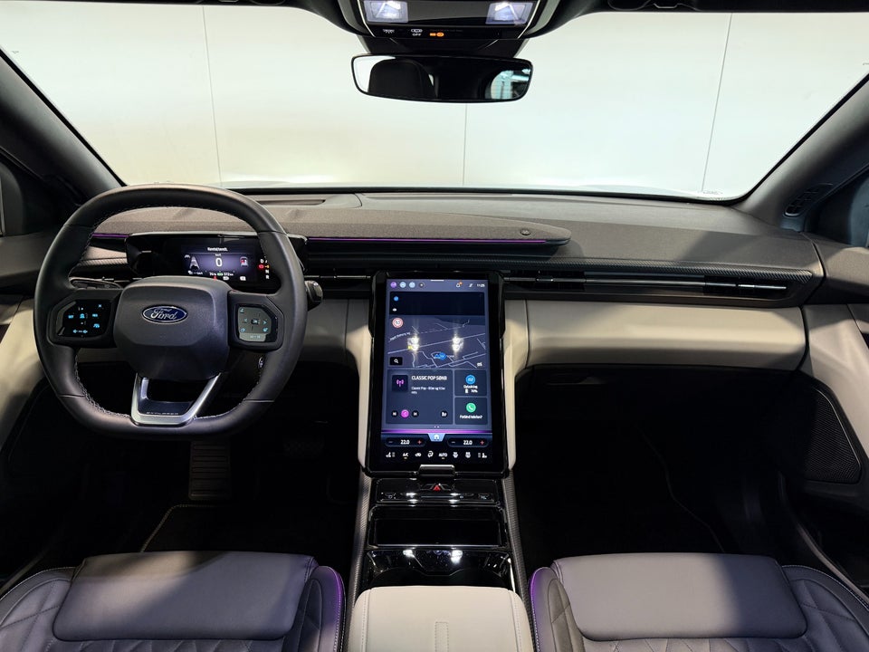 Ford Explorer 77 Premium Extended Range 5d