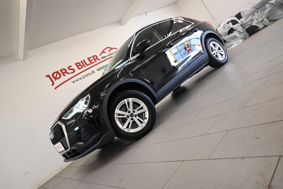 Audi Q3 45 TFSi e Attitude plus S-tr. 5d