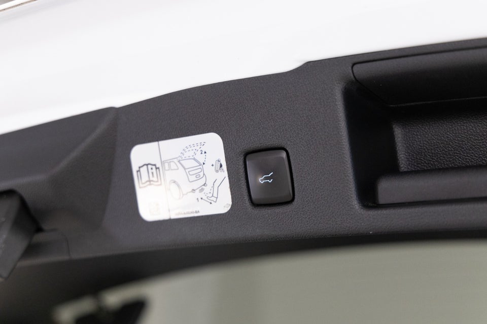 Ford Kuga 2,5 PHEV ST-Line X CVT 5d