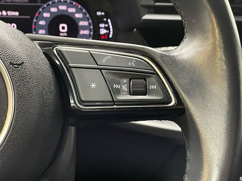 Audi A3 40 TFSi e Prestige Sportback S-tr. 5d