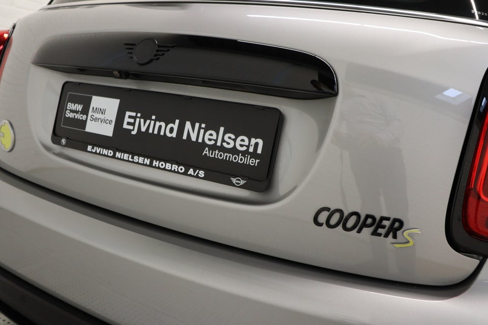 MINI Cooper SE Classic Trim 3d