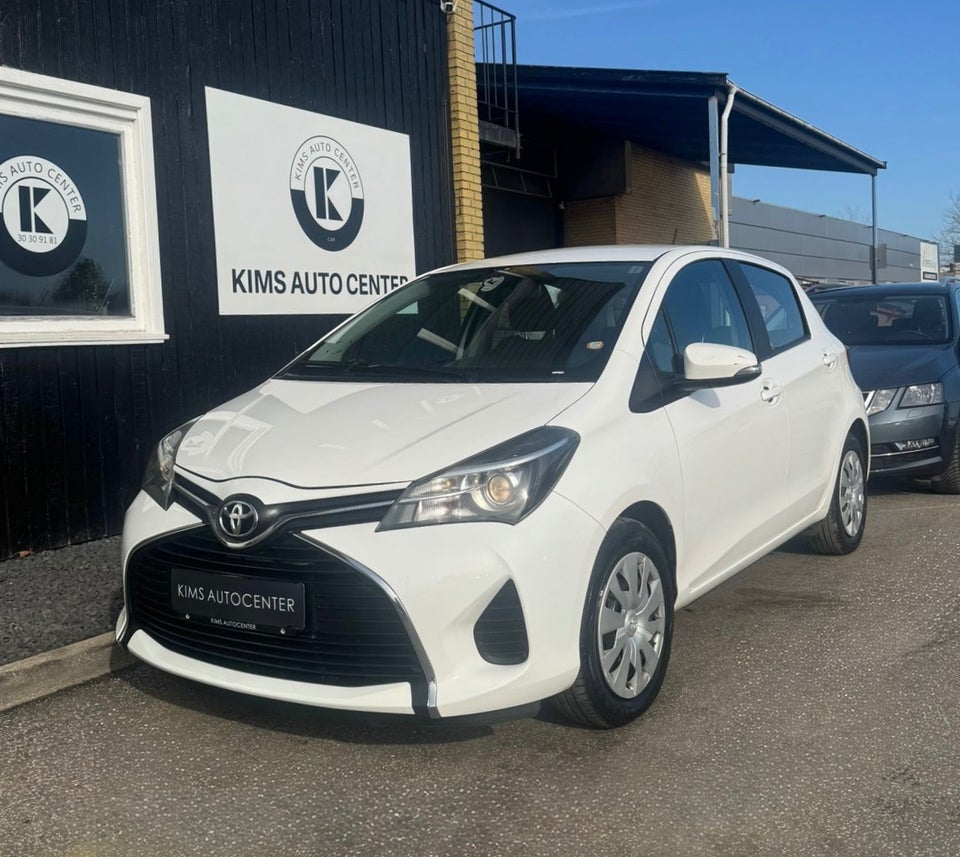 Toyota Yaris 1,0 VVT-i T2 Premium 5d