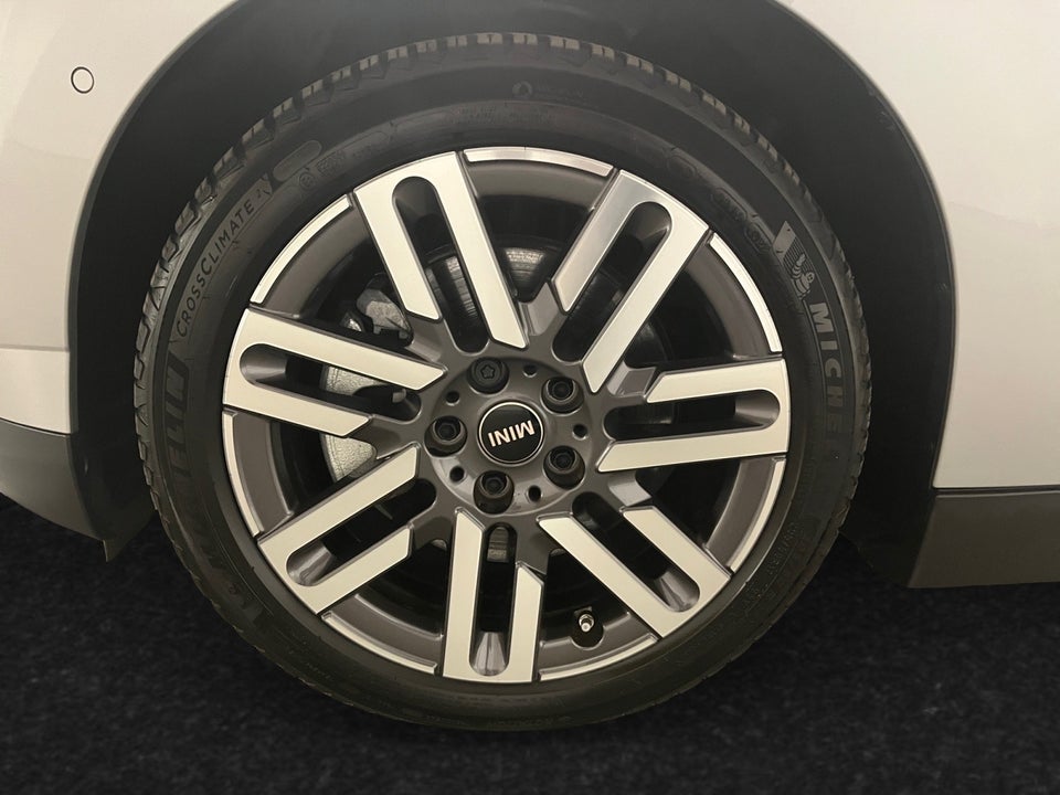 MINI Cooper SE Classic Trim M 3d