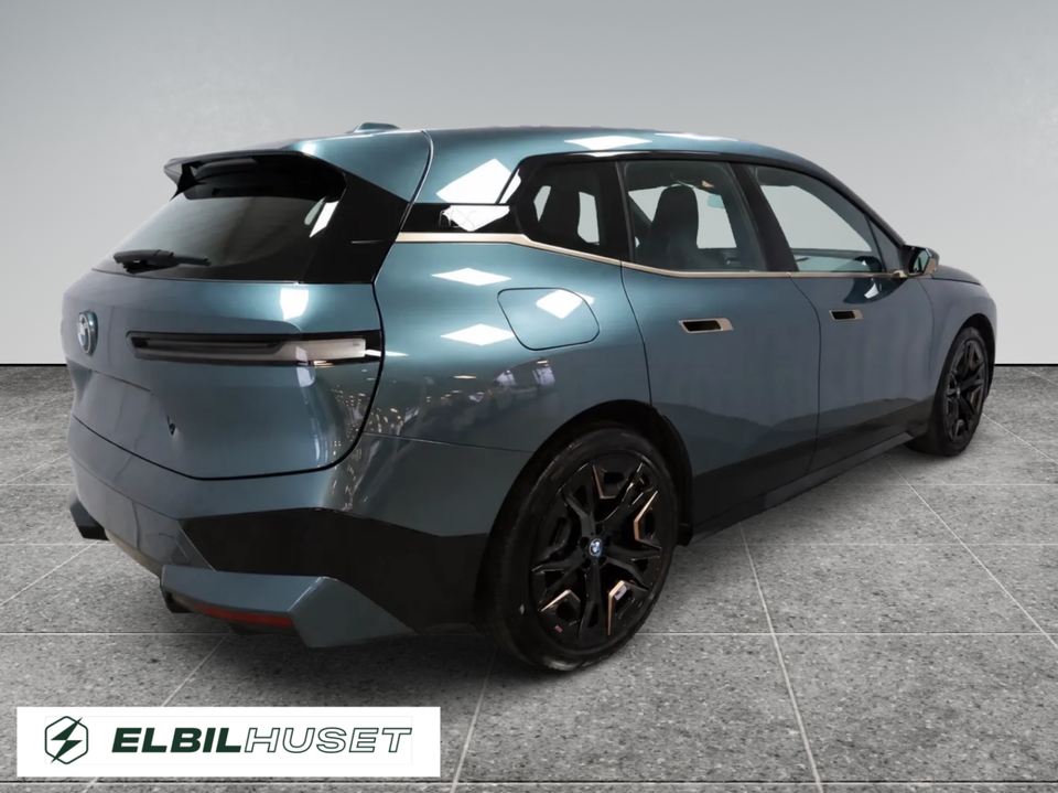 BMW iX xDrive40 5d