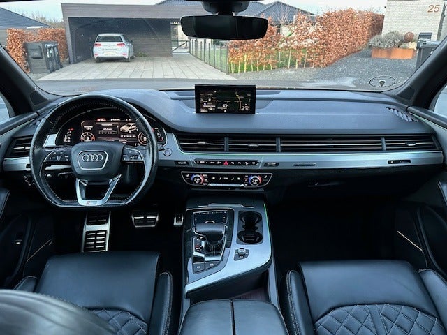 Audi Q7 3,0 TDi 272 S-line quattro Tiptr. 7prs 5d