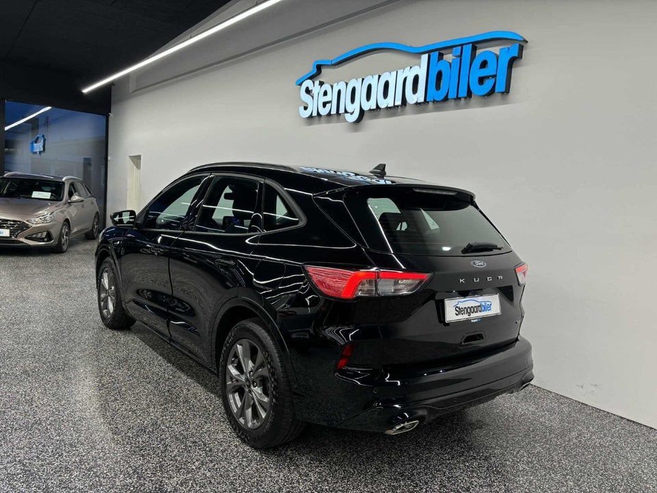 Ford Kuga 2,5 PHEV ST-Line CVT 5d