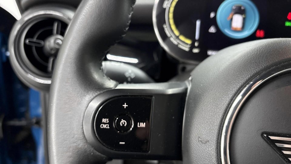 MINI Cooper SE Classic Trim 3d