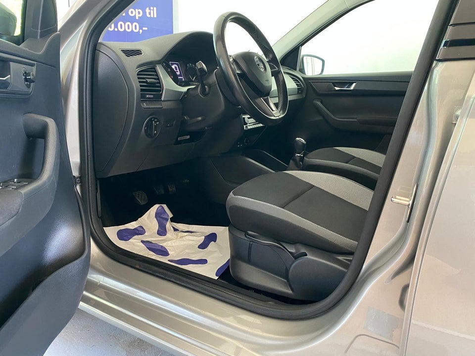 Skoda Fabia 1,2 TSi 90 Ambiente Combi 5d