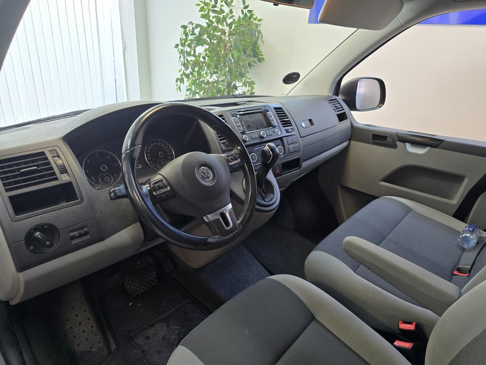 VW Transporter 2,0 TDi 140 Kassevogn DSG kort