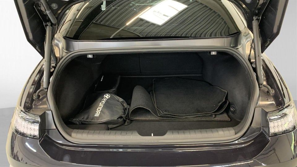 Hyundai Ioniq 6 77 Ultimate AWD 4d