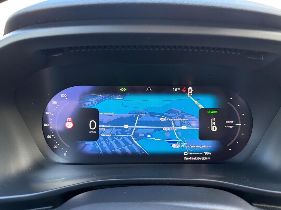 Volvo XC40 P6 ReCharge Plus 5d