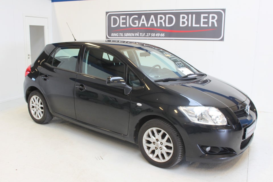 Toyota Auris 1,6 Luna+ 5d