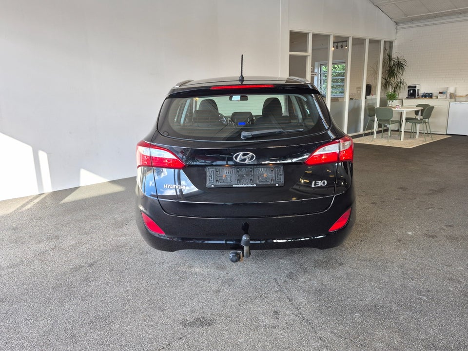 Hyundai i30 1,6 GDi Trend CW 5d
