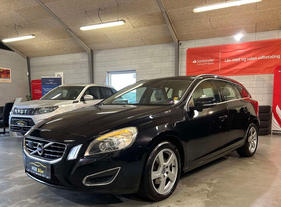 Volvo V60 2,0 D4 163 Momentum aut. 5d