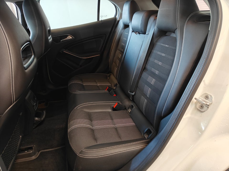 Mercedes GLA200 1,6 aut. 5d