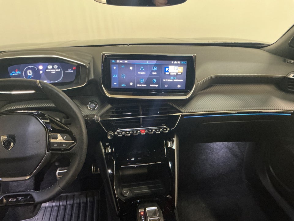 Peugeot e-2008 54 GT 5d