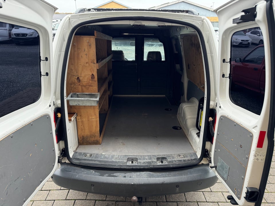 VW Caddy Maxi 2,0 TDi 140 Van 4d