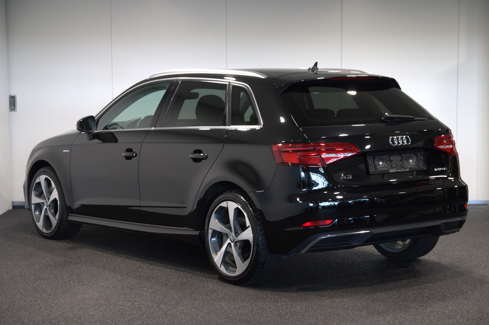 Audi A3 1,4 e-tron Sportback S-tr. 5d