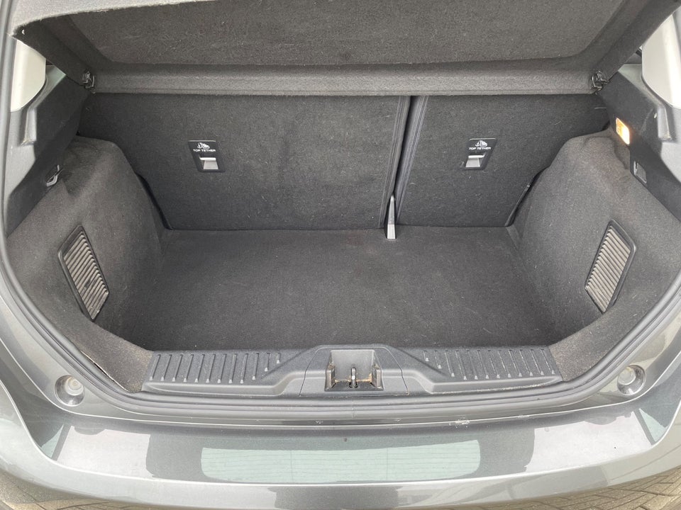 Ford Fiesta 1,0 EcoBoost mHEV Titanium X 5d