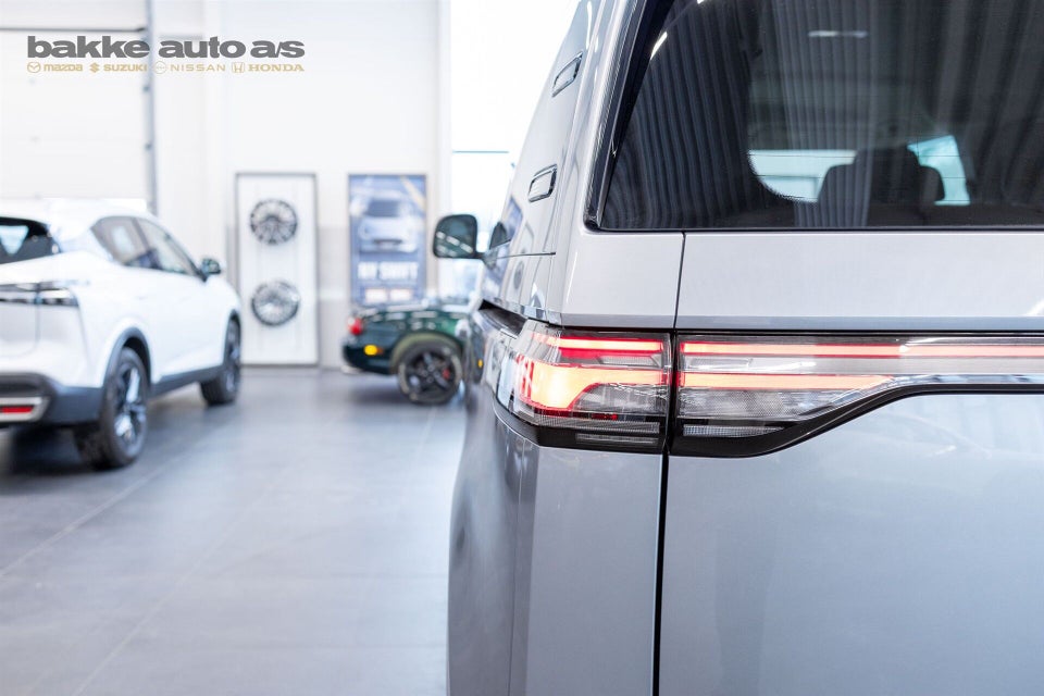 VW ID.Buzz 77 Pro SWB 5d