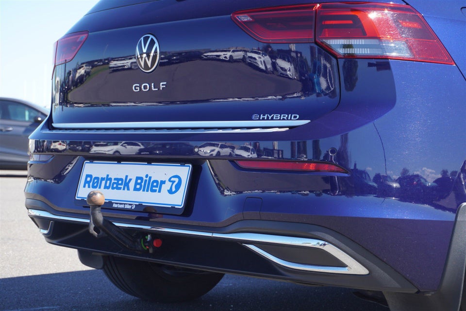 VW Golf VIII 1,4 eHybrid DSG 5d