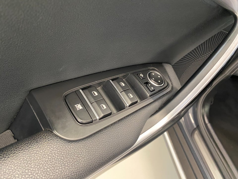 Kia XCeed 1,6 PHEV Prestige DCT 5d