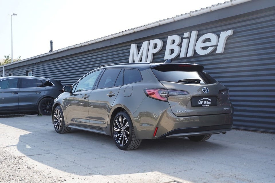 Toyota Corolla 1,8 Hybrid Active Premium Touring Sports MDS 5d