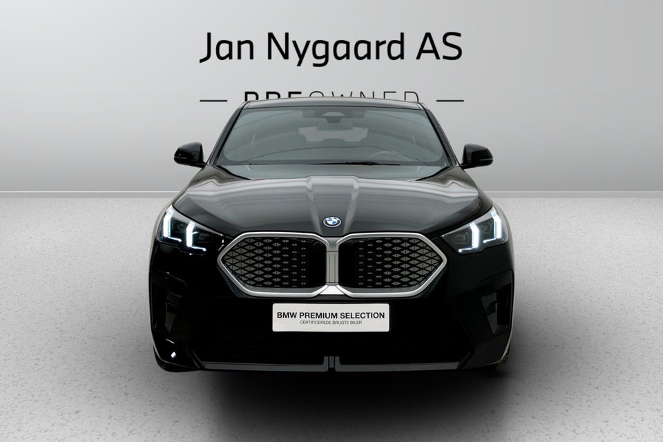 BMW iX2 xDrive30 M-Sport 5d