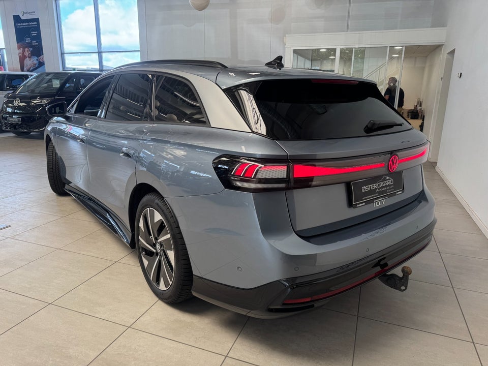 VW ID.7 77 Style Tourer 5d