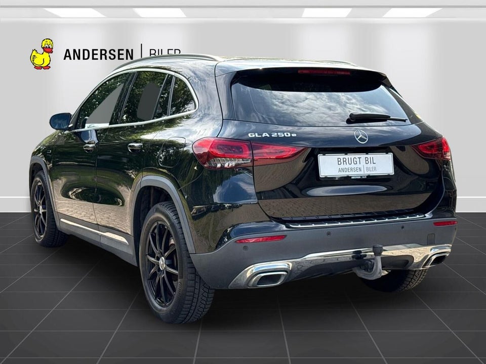 Mercedes GLA250 e 1,3 Progressive aut. 5d