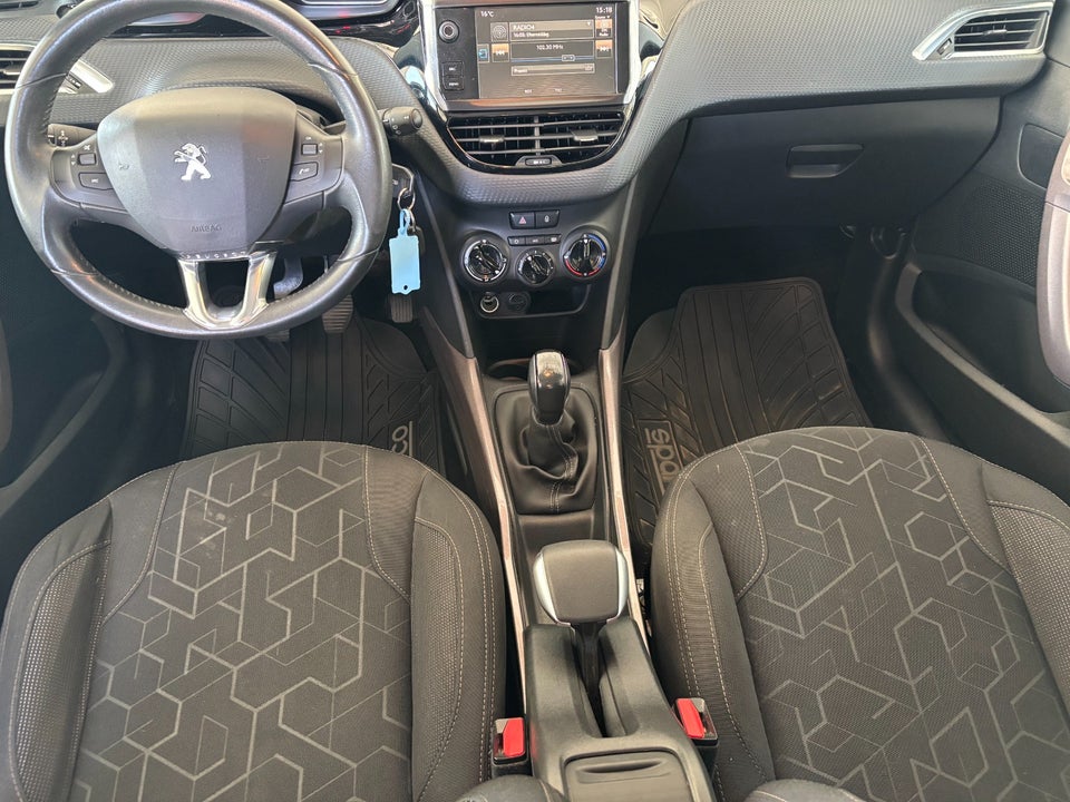 Peugeot 2008 1,2 VTi 82 Active 5d