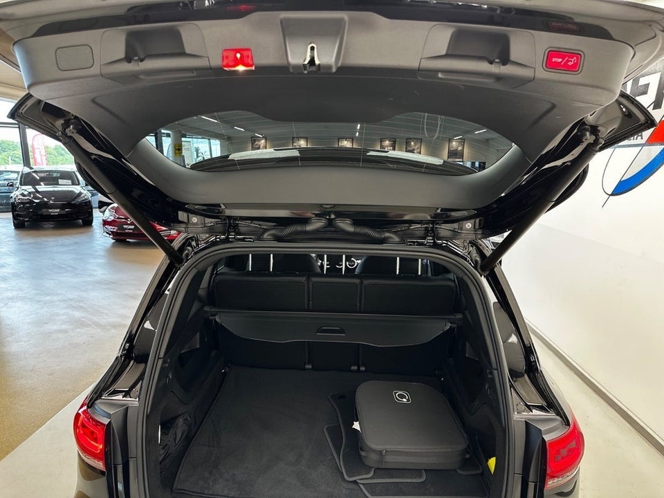 Mercedes EQB350 AMG Line 4Matic 5d