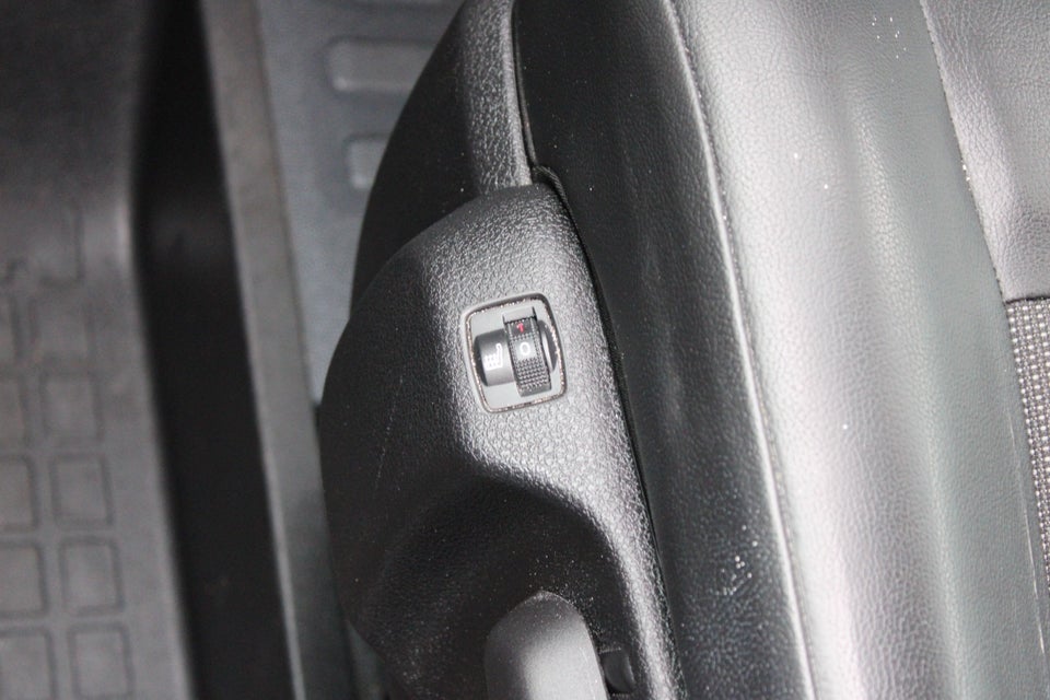 Peugeot Expert 2,0 BlueHDi 120 L2 Plus Van